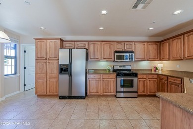 Luxury condo with golf course views in the gated Hassayampa