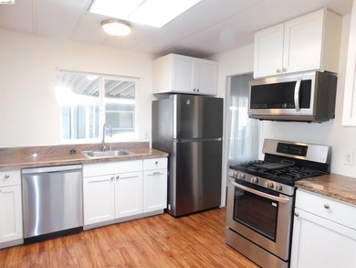 Discover this beautifully updated and hard-to-find 3-bedroom - photo 16
