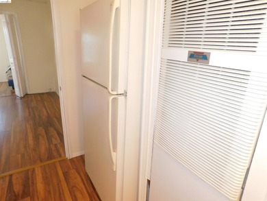 Discover this beautifully updated and hard-to-find 3-bedroom - photo 19
