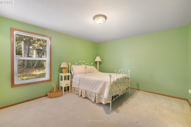 Sweet, bright and light beach cabin with wall of windows facing - photo 22