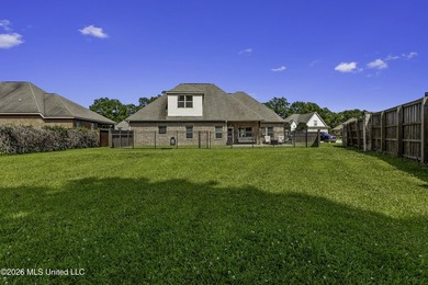 Nestled on a quiet cul-de-sac in the award-winning Ocean Springs - photo 38