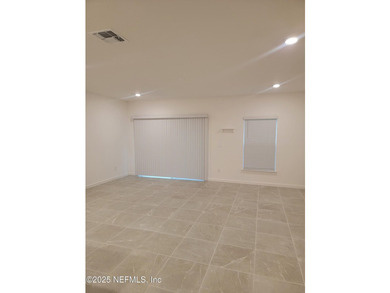 This 3-bedroom, 2 1/2 bathroom townhome is practically brand new - photo 7
