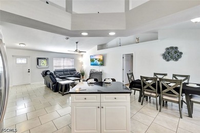 Welcome to paradise! Waterfront pool home with 4 bedrooms and 2 - photo 12