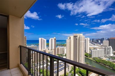Experience elevated island living from the 37th floor of Chateau - photo 12