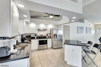 Welcome to paradise! Waterfront pool home with 4 bedrooms and 2 - photo 13