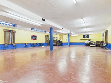 Excellent opportunity to own a versatile commercial property - photo 13