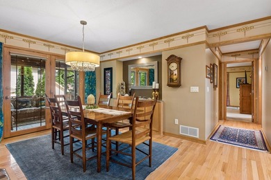 SEE 3D VIRTUAL TOUR & FLOOR PLAN. PRAIRIE SCHOOL HOME BUILT BY - photo 9