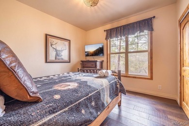 Welcome to this beautiful 4-bedroom, 3-bath mountain retreat - photo 21