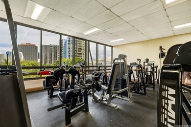 Experience elevated island living from the 37th floor of Chateau - photo 22