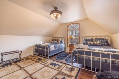 Welcome to this beautiful 4-bedroom, 3-bath mountain retreat - photo 24