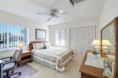 ***ONE OF THE BEST DEALS ON MARCO ISLAND*** This charming and - photo 24