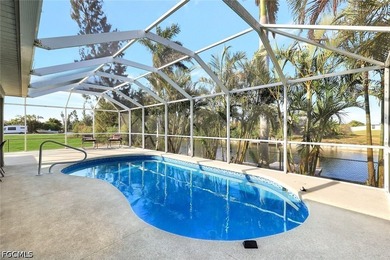 Welcome to paradise! Waterfront pool home with 4 bedrooms and 2 - photo 25