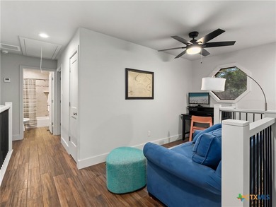 Positioned on prestigious Edgewater Drive in Landa Park Estates - photo 27