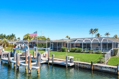 ***ONE OF THE BEST DEALS ON MARCO ISLAND*** This charming and - photo 32