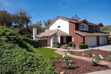 This beautifully renovated 3-bedroom, 2.5-bath canyon home has - photo 2