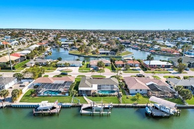 ***ONE OF THE BEST DEALS ON MARCO ISLAND*** This charming and - photo 33