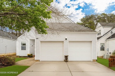 (private lake, pond, coastal) Home For Sale in Manahawkin New Jersey