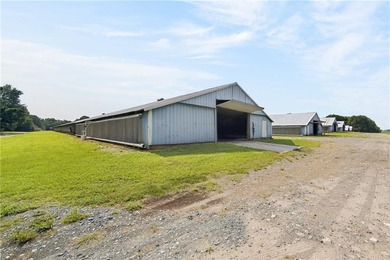 Central Georgia Poultry Farm for Sale | Active 6-House Broiler - photo 2