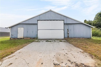 Central Georgia Poultry Farm for Sale | Active 6-House Broiler - photo 4
