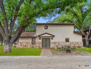 Positioned on prestigious Edgewater Drive in Landa Park Estates - photo 45