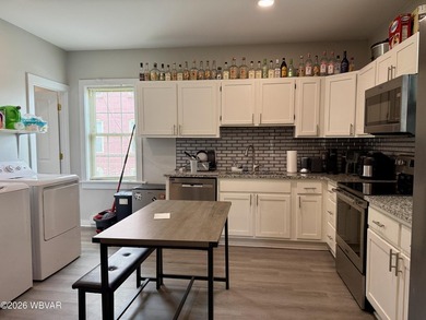 Looking to expand your investment portfolio? This fully rented - photo 4