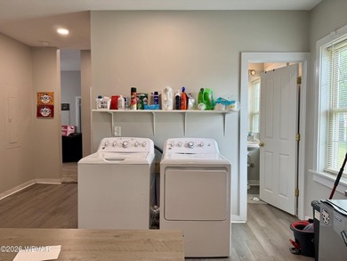 Looking to expand your investment portfolio? This fully rented - photo 6