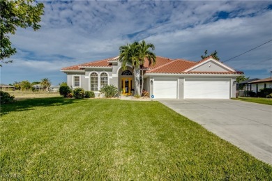 Cape Coral Lakes Area Home For Sale in Cape Coral Florida