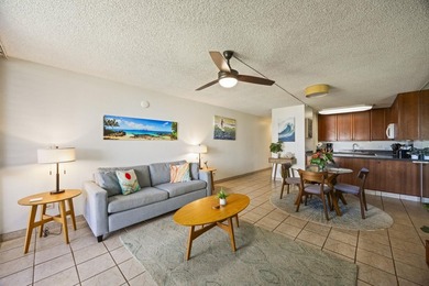 Kamaole Sands is ideally situated in South Maui, just across the - photo 6