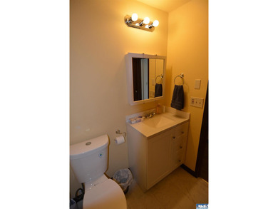Cute and full of character, this cozy 3-bedroom, 1-bath in town - photo 17