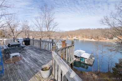 **Lakefront Home with 3 Acres ** One owner Custom Built Home - - photo 33