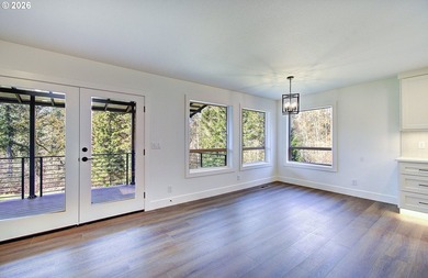 Fully remodeled daylight basement ranch with a shop/carport and - photo 10