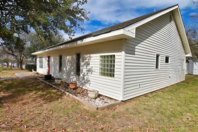 2/2/1 Home in Yantis with views of Lake Fork - photo 3