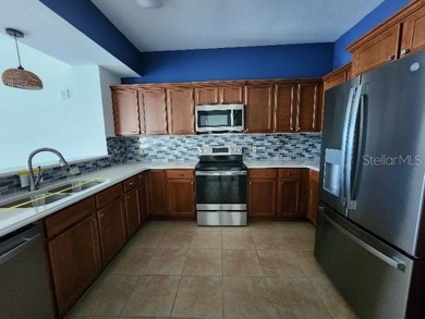 JUST REDUCED!!! Beautiful 2 Bedroom 2 Bathroom Condo w/Den and - photo 3