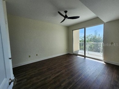JUST REDUCED!!! Beautiful 2 Bedroom 2 Bathroom Condo w/Den and - photo 9