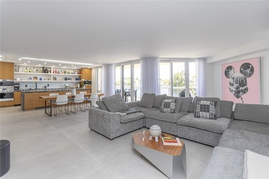 3 bedrooms, 3 bathrooms townhouse featuring unobstructed - photo 1