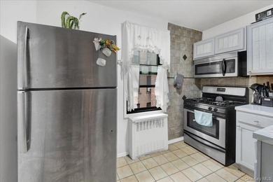 Discover modern comfort and convenience in this beautifully - photo 7