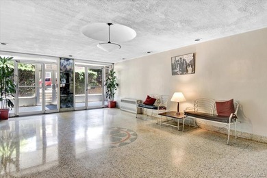 Discover modern comfort and convenience in this beautifully - photo 9