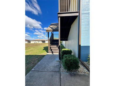 Cape Coral Area Condo For Sale in Cape Coral Florida