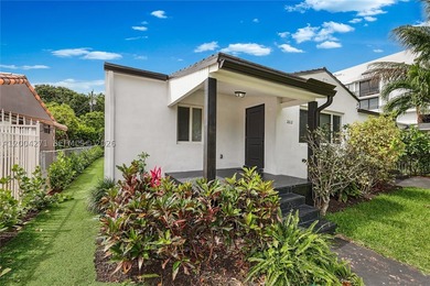 New price reduction. Home is being sold fully furnished and - photo 1