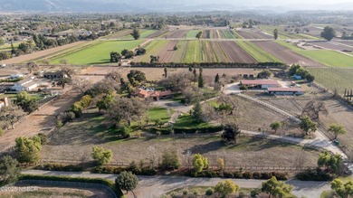 Discover an extraordinary opportunity in the heart of Santa Ynez - photo 11