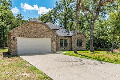 Lake Home For Sale in Trinidad, Texas