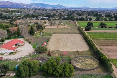 Discover an extraordinary opportunity in the heart of Santa Ynez - photo 12