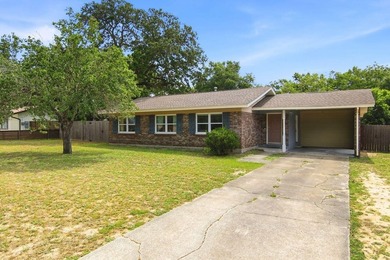 Great Investment or Starter Home in Shalimar! Solid block/brick - photo 4