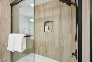 Amazing views of the intersecting canals from this 3/2 pool home - photo 17