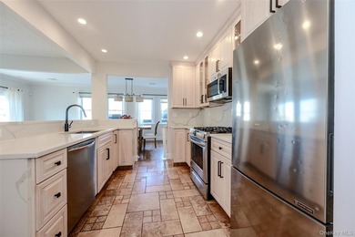 Enjoy the ultimate coastal lifestyle in this exceptional - photo 22
