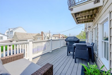 Enjoy the ultimate coastal lifestyle in this exceptional - photo 30