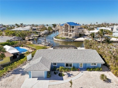 Amazing views of the intersecting canals from this 3/2 pool home - photo 34
