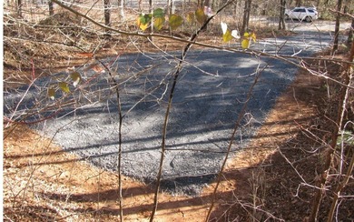 **Excellent building lot in Pinecrest subdivision **Homesite has