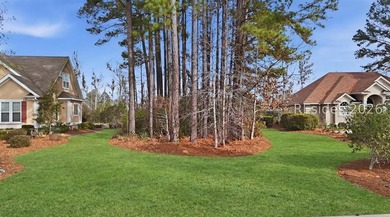 Premium waterfront homesite in Hampton Lake featuring a private - photo 4
