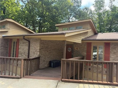 Discover effortless living in this beautifully maintained - photo 1